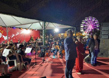 Natal Porto Luz reúne 3 mil pessoas no Parque da Cidade sem a presença do prefeito Hildon Chaves