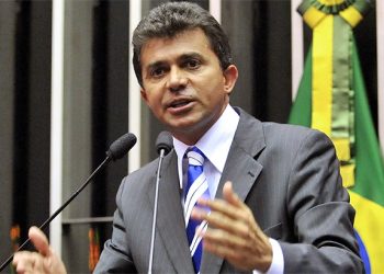 Expedito Júnior Aponta Falhas na Campanha de Mariana Carvalho e Aposta em Adailton Fúria para 2026