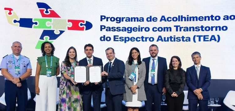 Aeroportos brasileiros terão salas especiais para passageiros com TEA até 2026