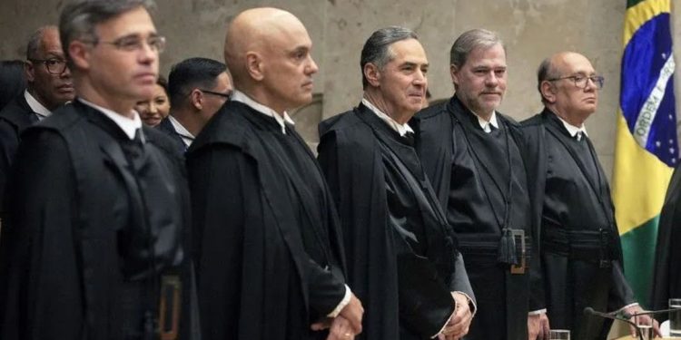 Ministros do STF fazem piada sobre possibilidade de perder visto americano