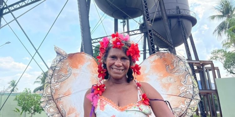Símbolo de Porto Velho, Bailarina da Praça vence o câncer e planeja celebração pública