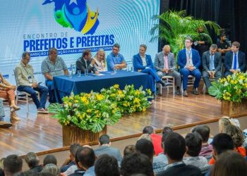 Bastidores da política em Rondônia fervem com disputa pelo comando da AROM