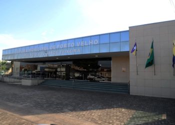 Câmara de Porto Velho aprova aumento salarial para prefeito e secretariado