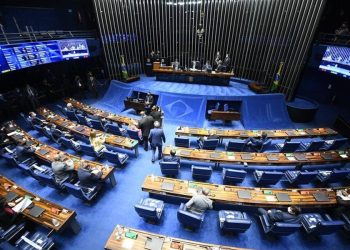Senado conclui votação de proposta que altera regras do salário mínimo e BPC