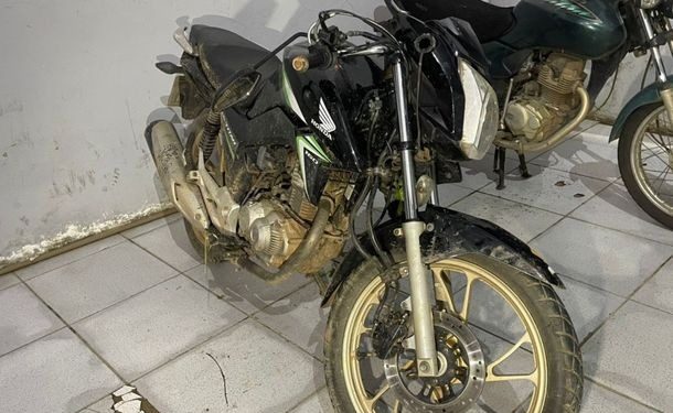 Dupla é Detida Após Roubo e Perseguição Policial em Porto Velho