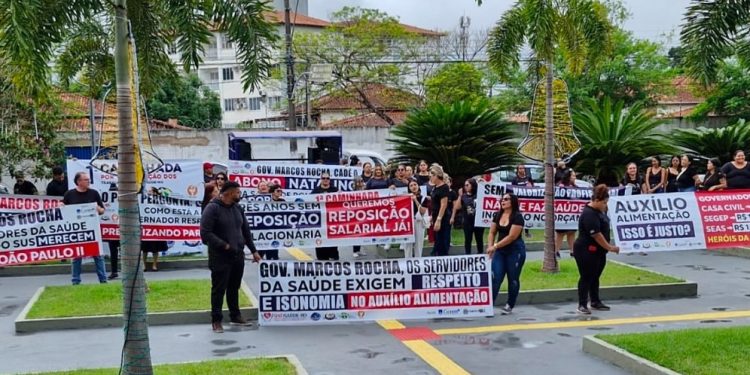 Trabalhadores da saúde promovem ato em Porto Velho por melhorias no setor