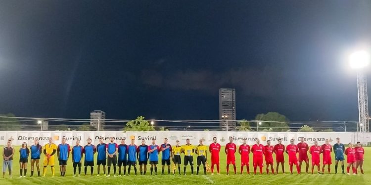 Partida solidária arrecada alimentos para famílias em Rondônia