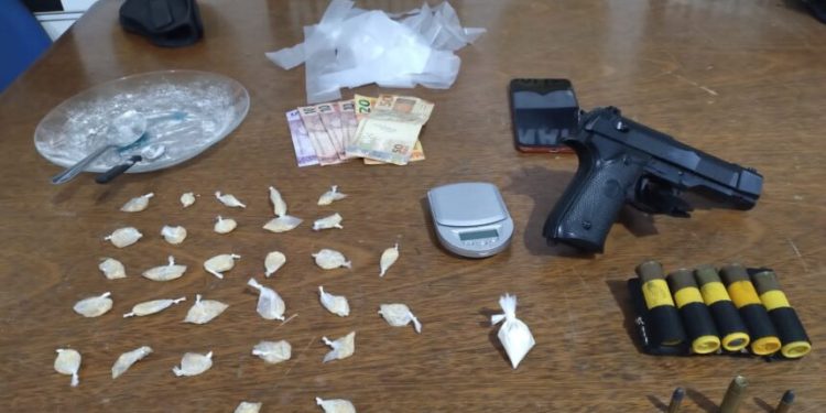 Acusado de homicídio é detido por tráfico de drogas em Porto Velho