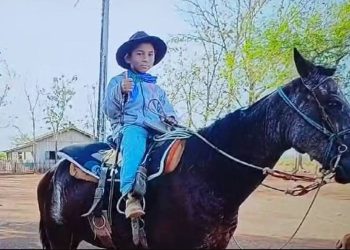 Tragédia em Corumbiara: menino ferido por ônibus escolar não resiste às sequelas do acidente