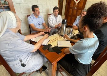 Adalto de Bandeirantes reforça compromisso com a saúde em reunião no Hospital Santa Marcelina