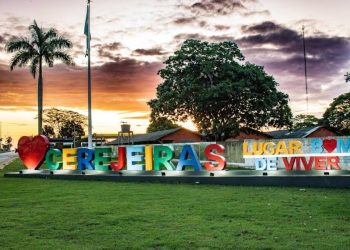 Vereadores de Cerejeiras votaram quase em unanimidade aumento de 45% no cartão-alimentação próprio