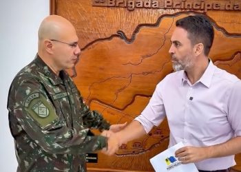 Ônibus escolares serão guardados no Exército para garantir segurança após ataques