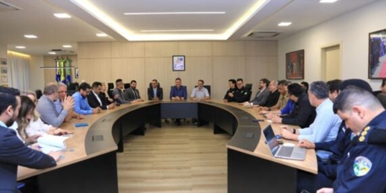 Segurança Pública em Rondônia: Força-Tarefa Integrada Define Estratégias Contra Facções