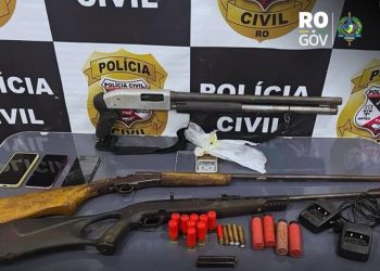 Polícia Civil prende dois homens e apreende armas em investigação de homicídio
