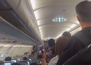 GRITOS DE DESESPERO! Passageiros enfrentam pânico em voo da Azul após cheiro de combustível