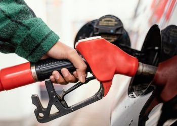 Alta no preço da gasolina em Porto Velho gera questionamentos sobre prática abusiva