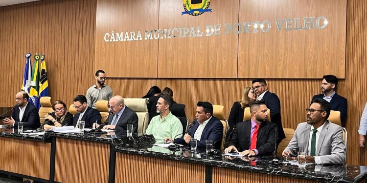 CÂMARA MUNICIPAL APROVA REFORMA E LIBERAÇÃO DE EMPRÉSTIMO DE R$ 300 MILHÕES