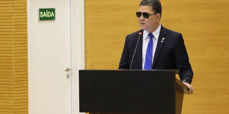 Governador Marcos Rocha participa da posse da nova Mesa Diretora da ALERO