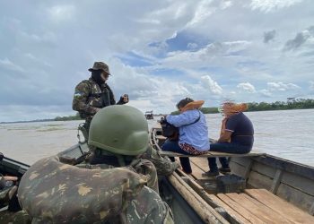 Restrição ao transporte aéreo leva crime às hidrovias e eleva violência nas comunidades ribeirinhas