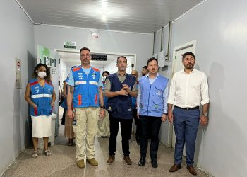 Prefeito Léo Moraes e vereador Márcio Pacele fiscalizam unidades de saúde em Porto Velho