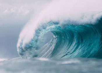 Forte terremoto no Caribe gera alerta de tsunami, mas ameaça é descartada