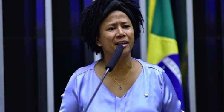 Deputada Sílvia Cristina busca reverter revogação da isenção do ICMS para Guajará-Mirim