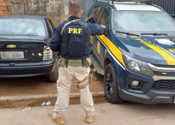 PRF localiza veículo furtado há mais de uma década em Porto Velho