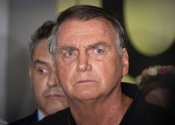 Bolsonaro pode ser denunciado pela PGR antes de encontro entre Lula e ministros do STF