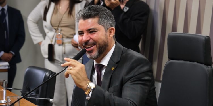 Marcos Rogério assume presidência da Comissão de Infraestrutura e reforça compromisso com modernização e investimentos