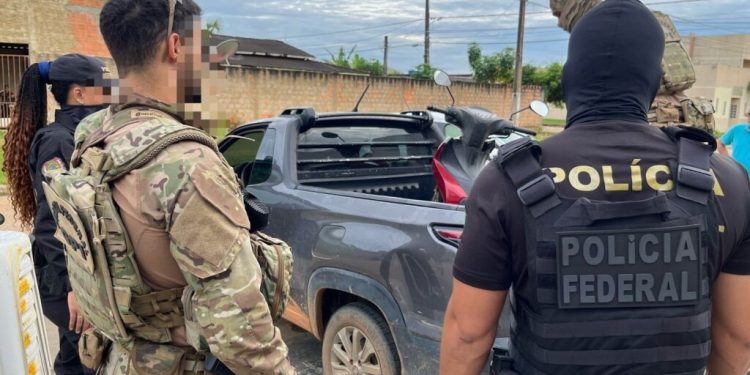 Polícia Federal investiga cooperativa de crédito por fraudes e lavagem de dinheiro