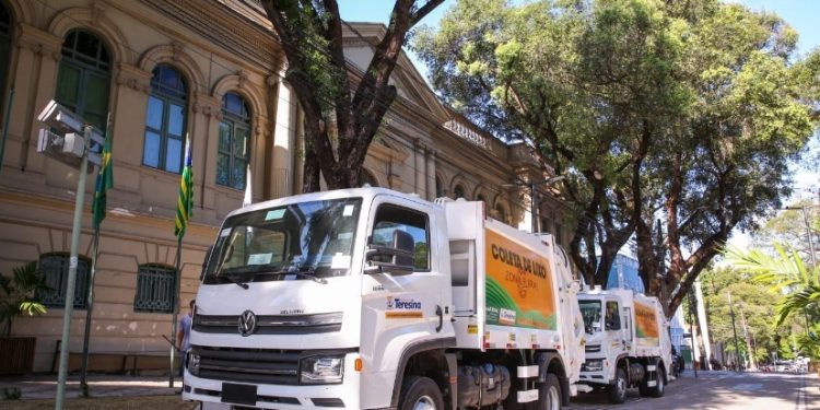 Empresa do Ceará vence contrato emergencial para coleta de lixo em Porto Velho
