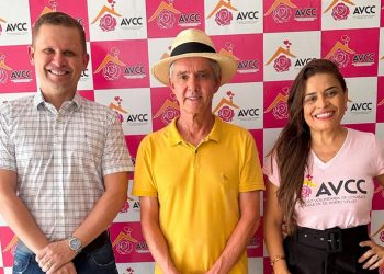 Vereador Pastor Bruno Luciano participa da entrega de emenda para apoio a pacientes com câncer