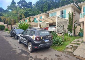 Influenciadora digital é presa em operação contra jogos de azar e lavagem de dinheiro