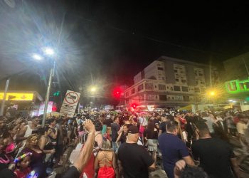 Banda do Vai Quem Quer mantém tradição e reúne milhares de foliões no carnaval 2025