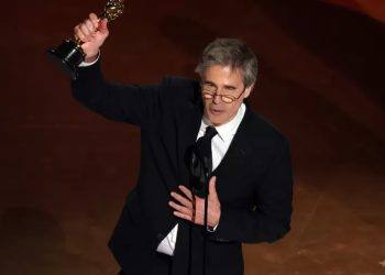 Brasil faz história no Oscar com vitória de ‘Ainda estou aqui’ como melhor filme internacional