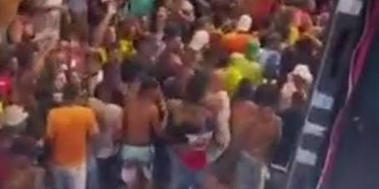 Jovem denuncia agressão do marido após festa de Carnaval