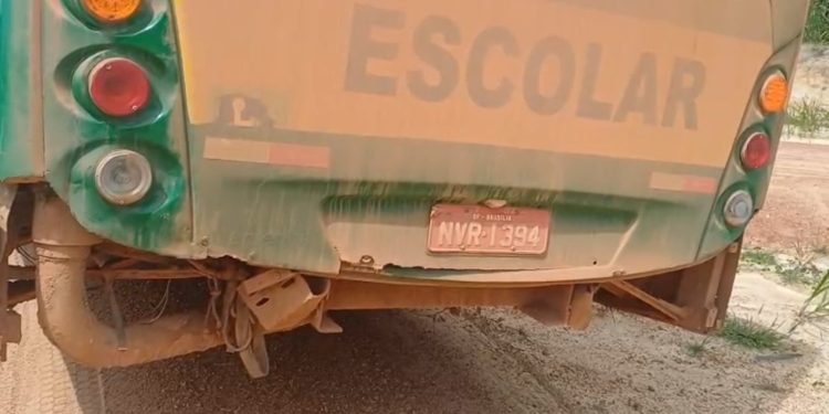 Problemas no transporte escolar em Machadinho do Oeste preocupam pais de alunos