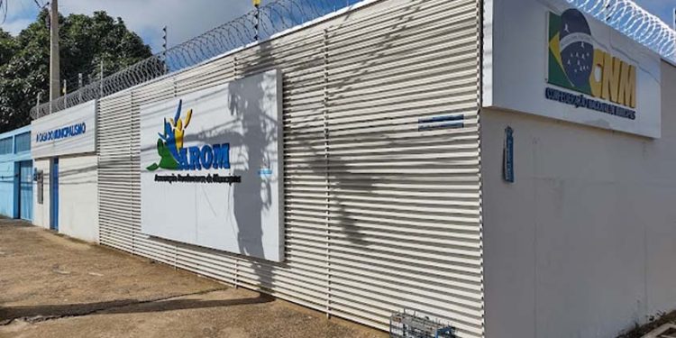 Demissões na AROM levantam questionamentos sobre impacto nos serviços prestados