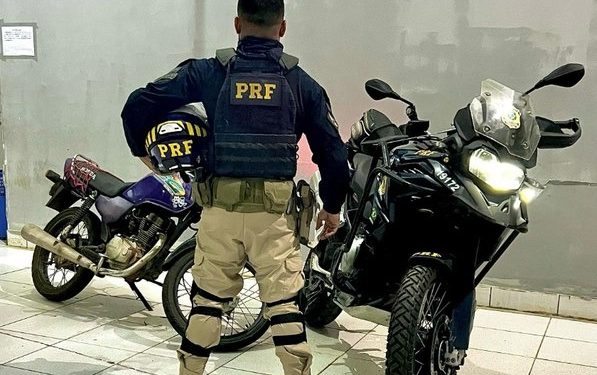 PRF apreende motocicleta com motor adulterado na BR-319