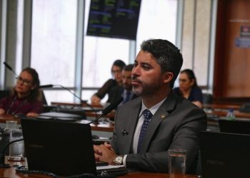 Projeto sobre violência doméstica avança no Senado sob relatoria de Marcos Rogério