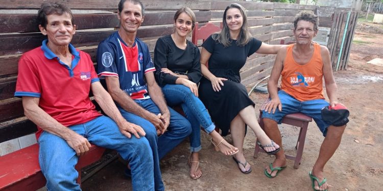 Após 40 anos, mulher reencontra irmãos biológicos em Rondônia