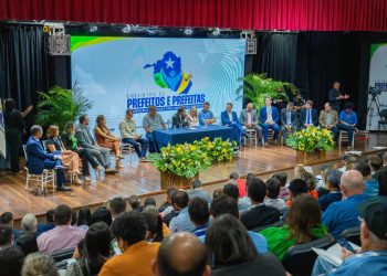 Prefeitos convocam assembleia para deliberar sobre diretoria da AROM