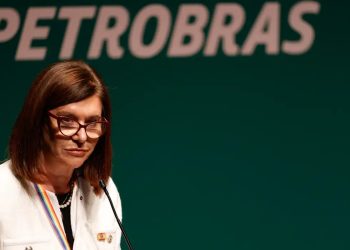 Petrobras anuncia redução de R$ 0,17 no preço do diesel a partir de abril