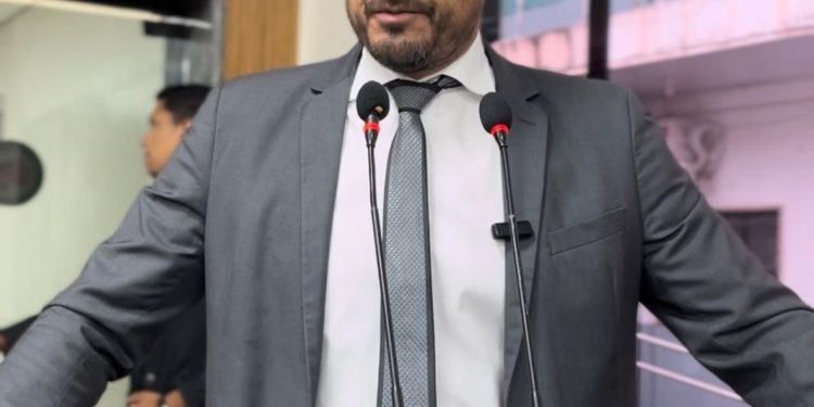 Vereador Márcio Pacele cobra medidas urgentes para famílias atingidas pela cheia em Abunã e Fortaleza do Abunã