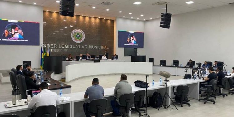 Vereadores de Vilhena discutem criação de auxílio-alimentação