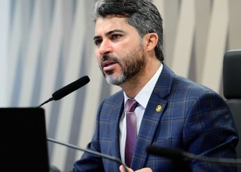 Senado aprova subcomissão para acompanhar situação da BR-319 e autoriza diligências pelo país