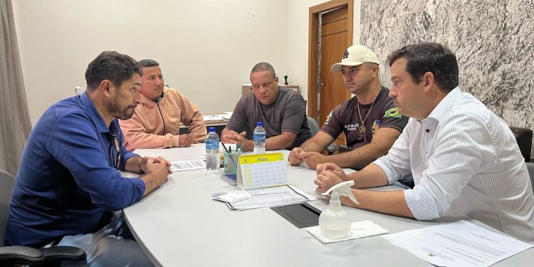 Vereador Márcio Pacele e moradores garantem avanço na luta pela UBS do Flamboyant