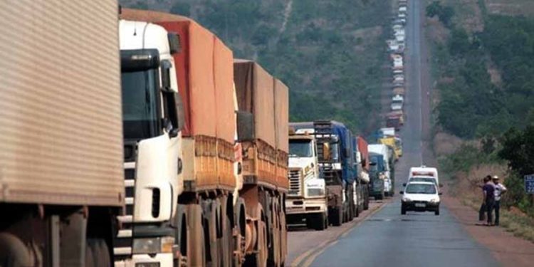 MPF aciona JBS por autorizar caminhões com excesso de carga em rodovias federais