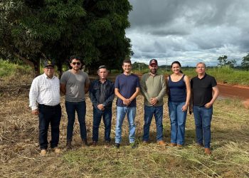 Vereador Adalto acompanha visita técnica em terreno de novo cemitério em União Bandeirantes