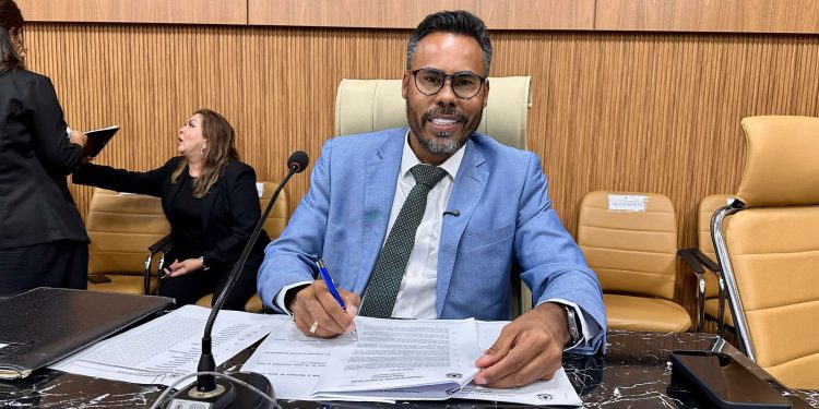 Dr. Santana propõe isenção de IPTU para imóveis populares em Porto Velho